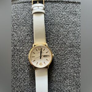 Marc Jacob’s white leather band watch